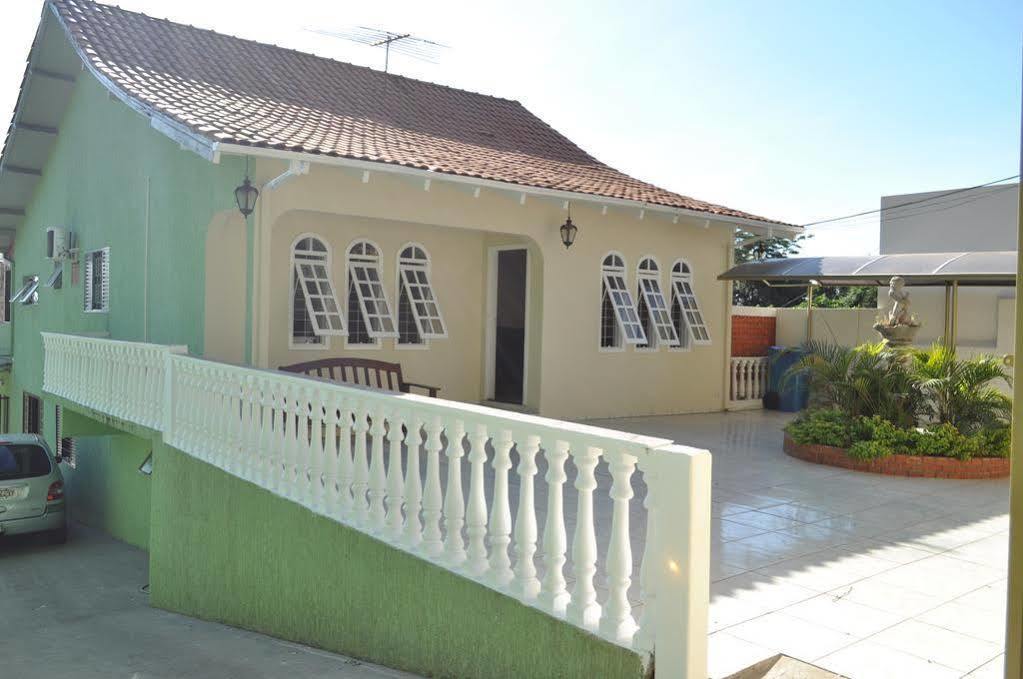 Iguassu Guest House Foz do Iguacu Ngoại thất bức ảnh